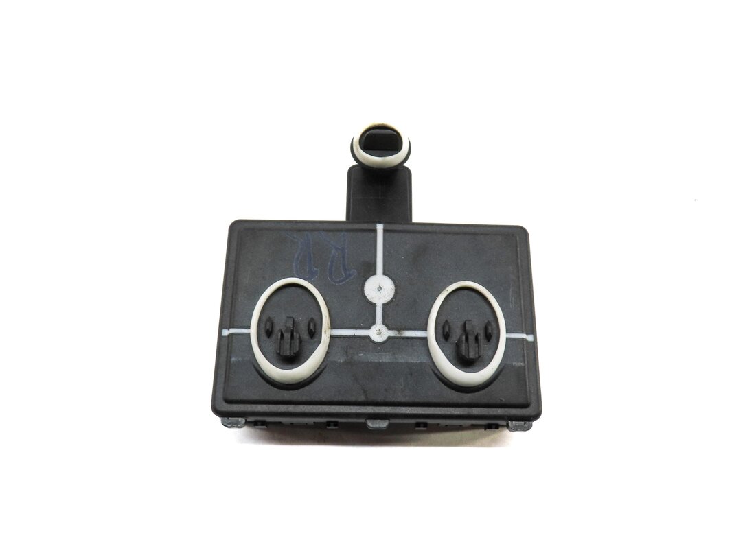 Thumbnail 2: 2018 AUDI A4 (B9 8W) REAR RIGHT DOOR CONTROL MODULE 4M0959759H
