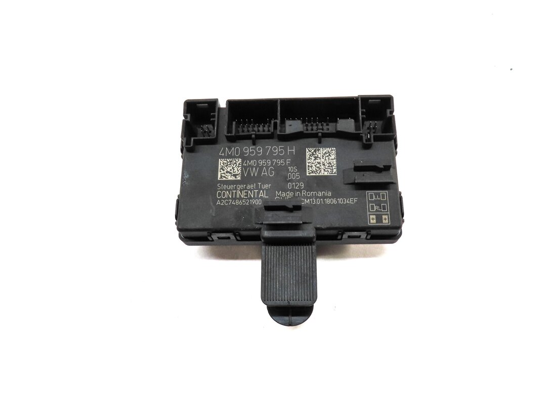 Thumbnail 3: 2018 AUDI A4 (B9 8W) REAR RIGHT DOOR CONTROL MODULE 4M0959759H
