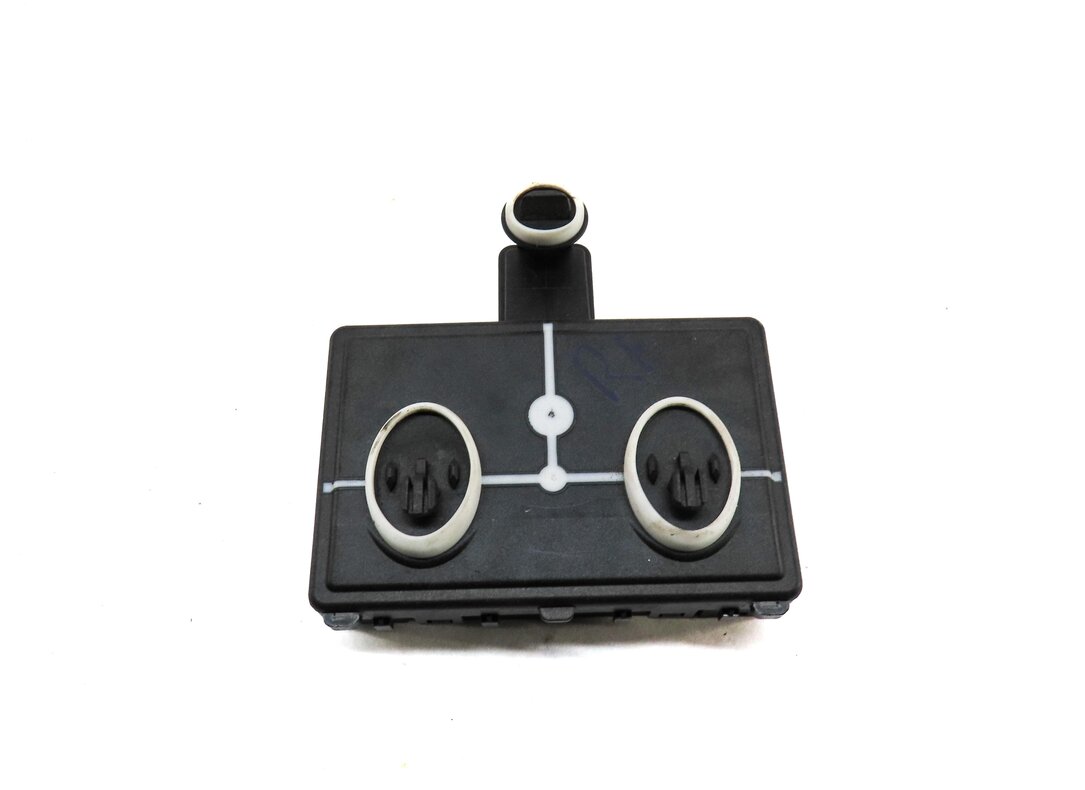 Thumbnail 2: 2018 AUDI A4 (B9 8W) FRONT RIGHT PASSENGER DOOR CONTROL MODULE 4M0959792H