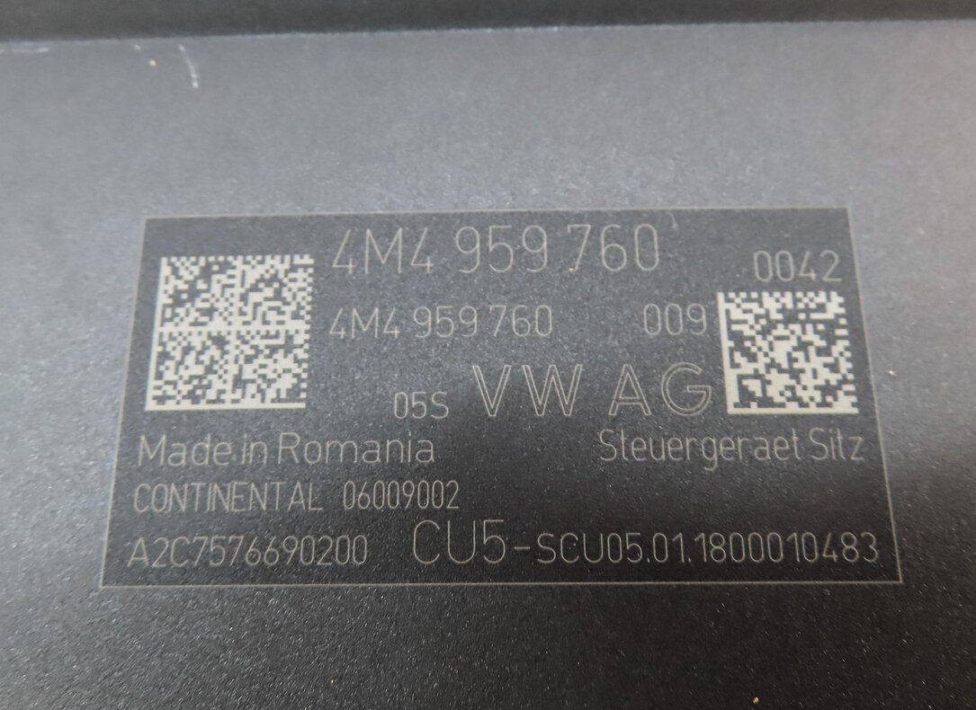 Thumbnail 4: 2018 AUDI A4 (B9 8W) FRONT LEFT SEAT MEMORY CONTROL MODULE 4M4959760