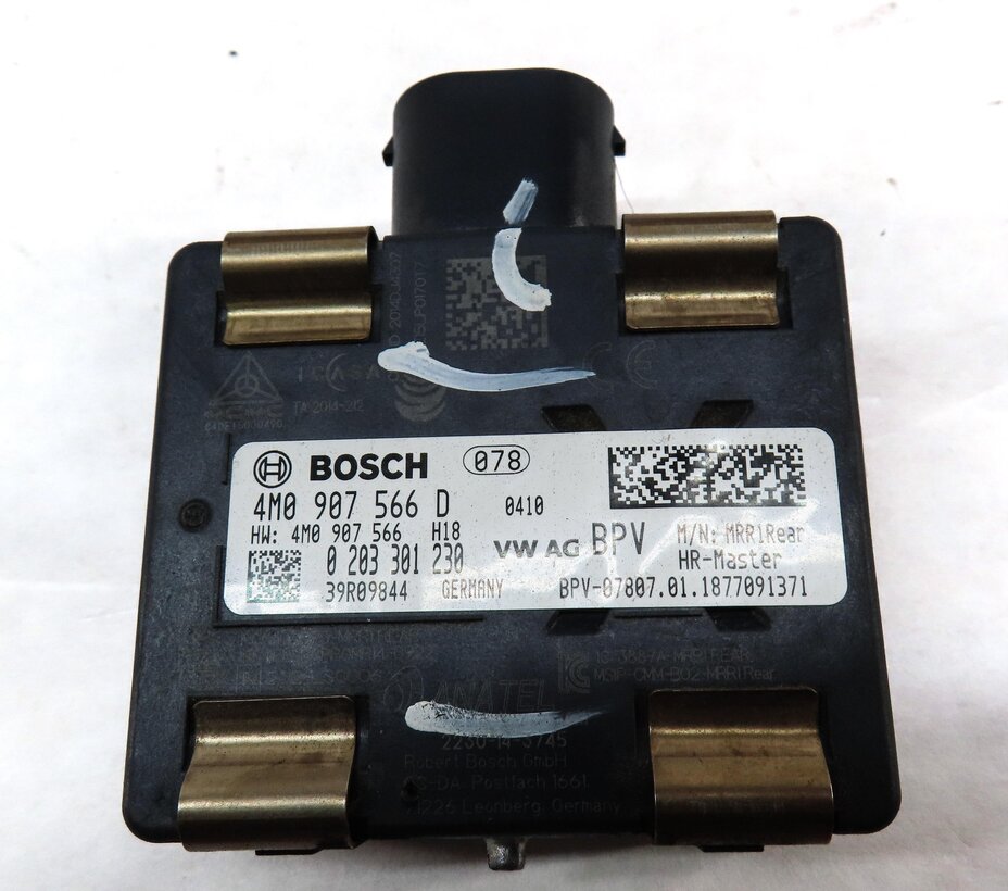 Thumbnail 4: 2018 AUDI A4 (B9 8W) BLIND SPOT ALERT SENSOR MODULE (MASTER) 4M0907566D