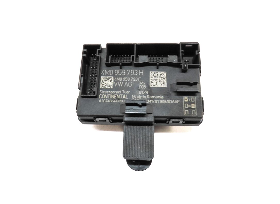 Thumbnail 3: 2018 AUDI A4 (B9 8W) FRONT LEFT DRIVER DOOR CONTROL MODULE 4M0959793H