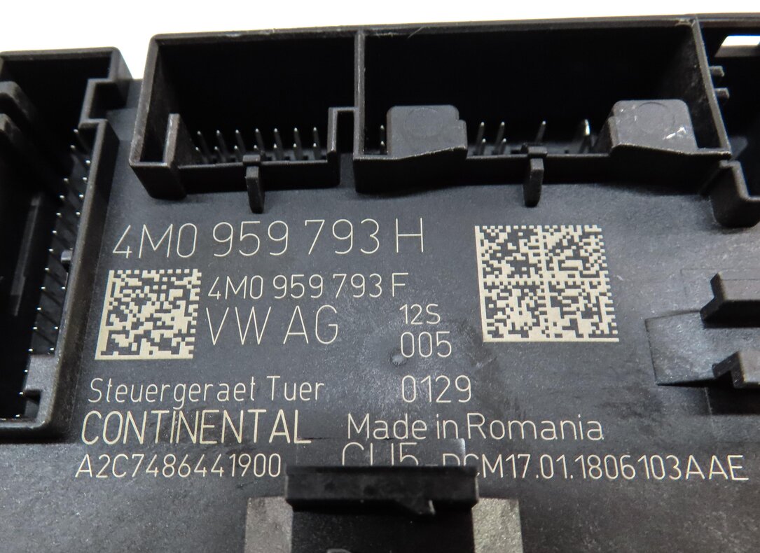 Thumbnail 4: 2018 AUDI A4 (B9 8W) FRONT LEFT DRIVER DOOR CONTROL MODULE 4M0959793H