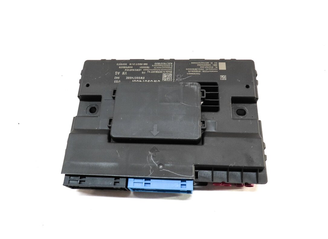 Thumbnail 3: 2018 AUDI A4 (B9 8W) GATEWAY INTERFACE CONTROL MODULE COMPUTER 8W6907468F