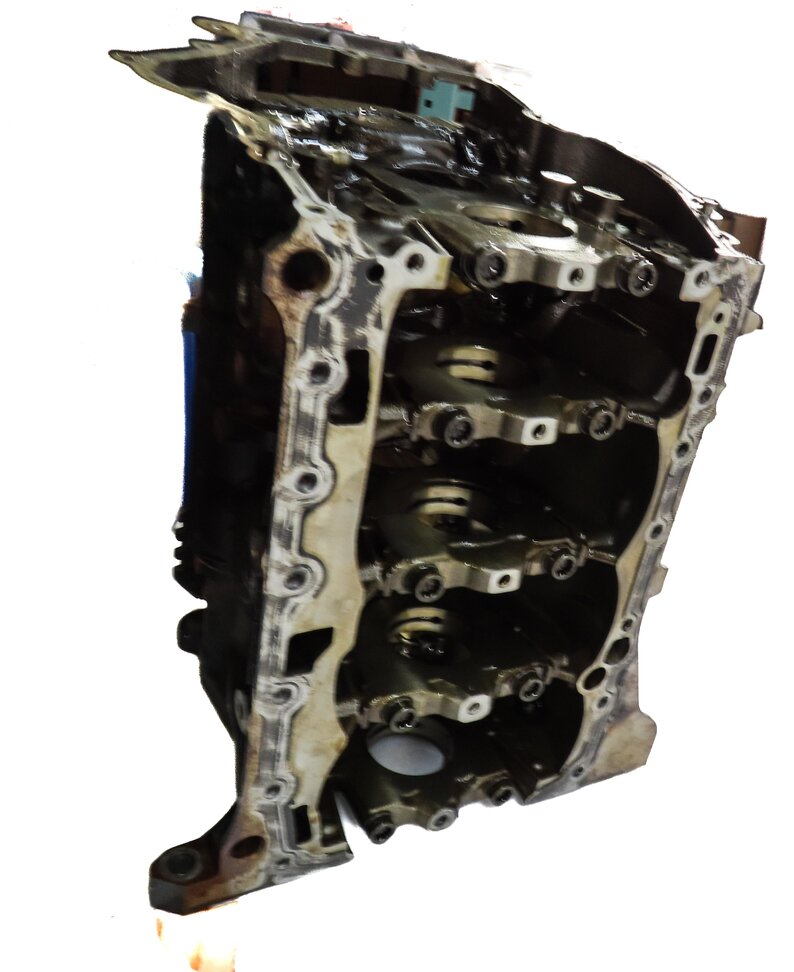 Thumbnail 6: 2018 AUDI A4 (B9 8W) 2.0L TURBO CYMC 4 CYLINDER ENGINE BARE BLOCK 06K13023N