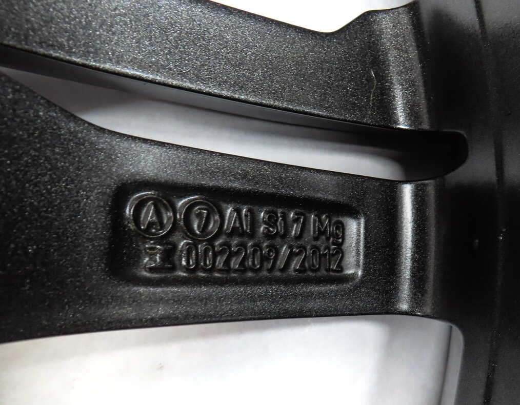Thumbnail 7: 2017-2018 AUDI A4 (B9 8W) 18x8 ALUMINUM ALLOY 5-DOUBLE SPOKE WHEEL RIM
