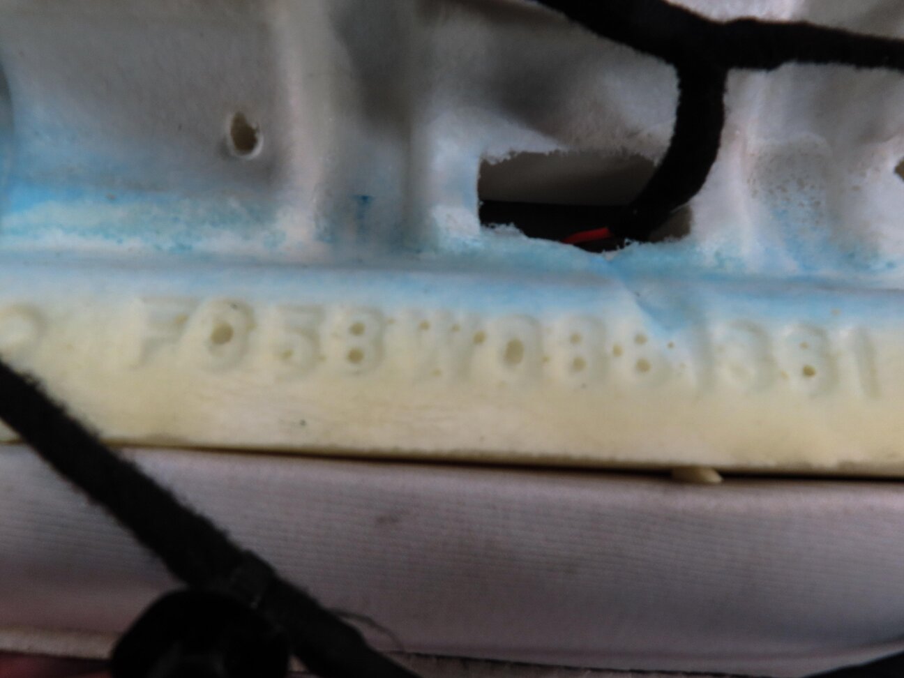 Thumbnail 8: 2018 AUDI A4 (B9 8W) FRONT LEFT DRIVER LOWER HEATED VENTED SEAT CUSHION (BEIGE)