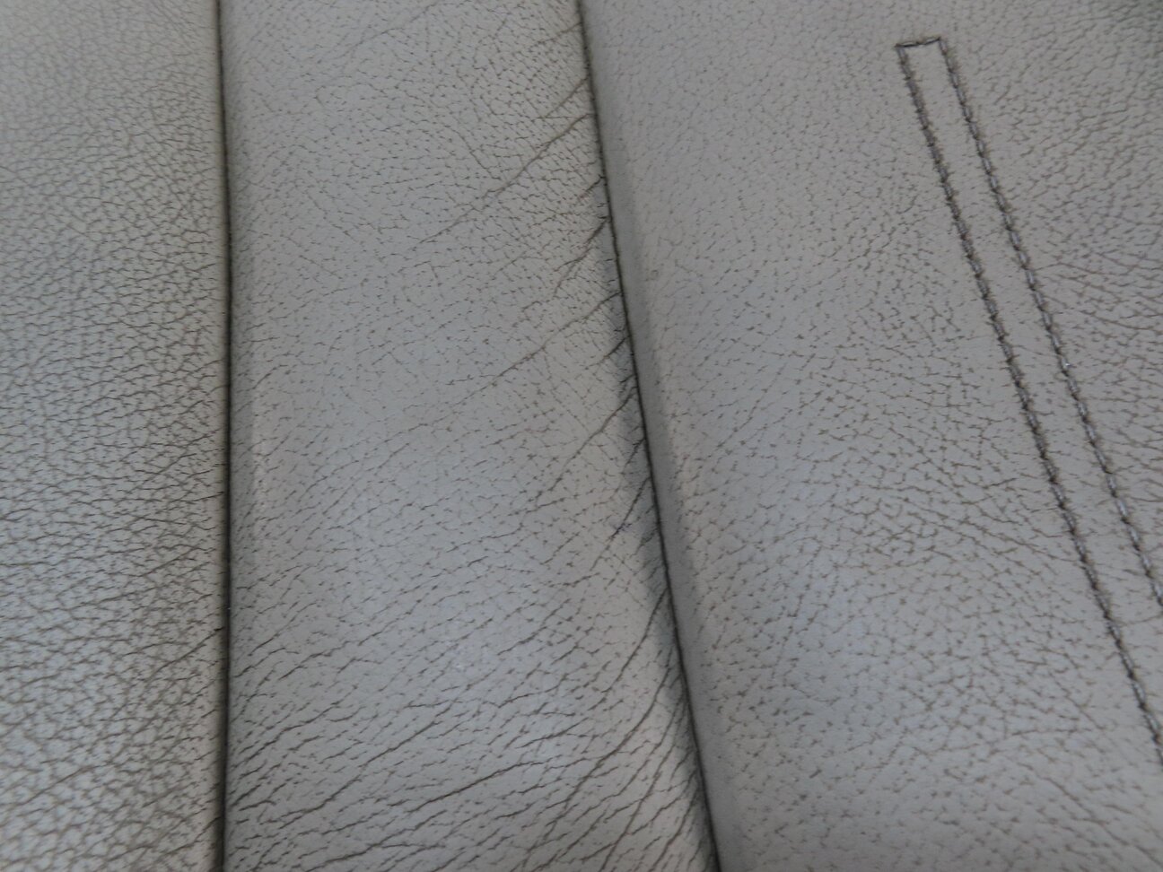 Thumbnail 9: 2018 AUDI A4 (B9 8W) FRONT LEFT DRIVER LOWER HEATED VENTED SEAT CUSHION (BEIGE)