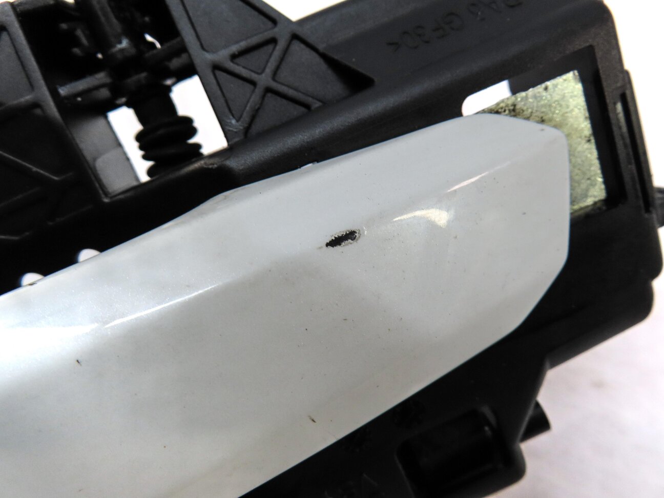 Thumbnail 7: 2017-2021 AUDI ALLROAD A4 A5 S5 (B9 8W F5) LEFT FRONT DRIVER DOOR HANDLE (WHITE)