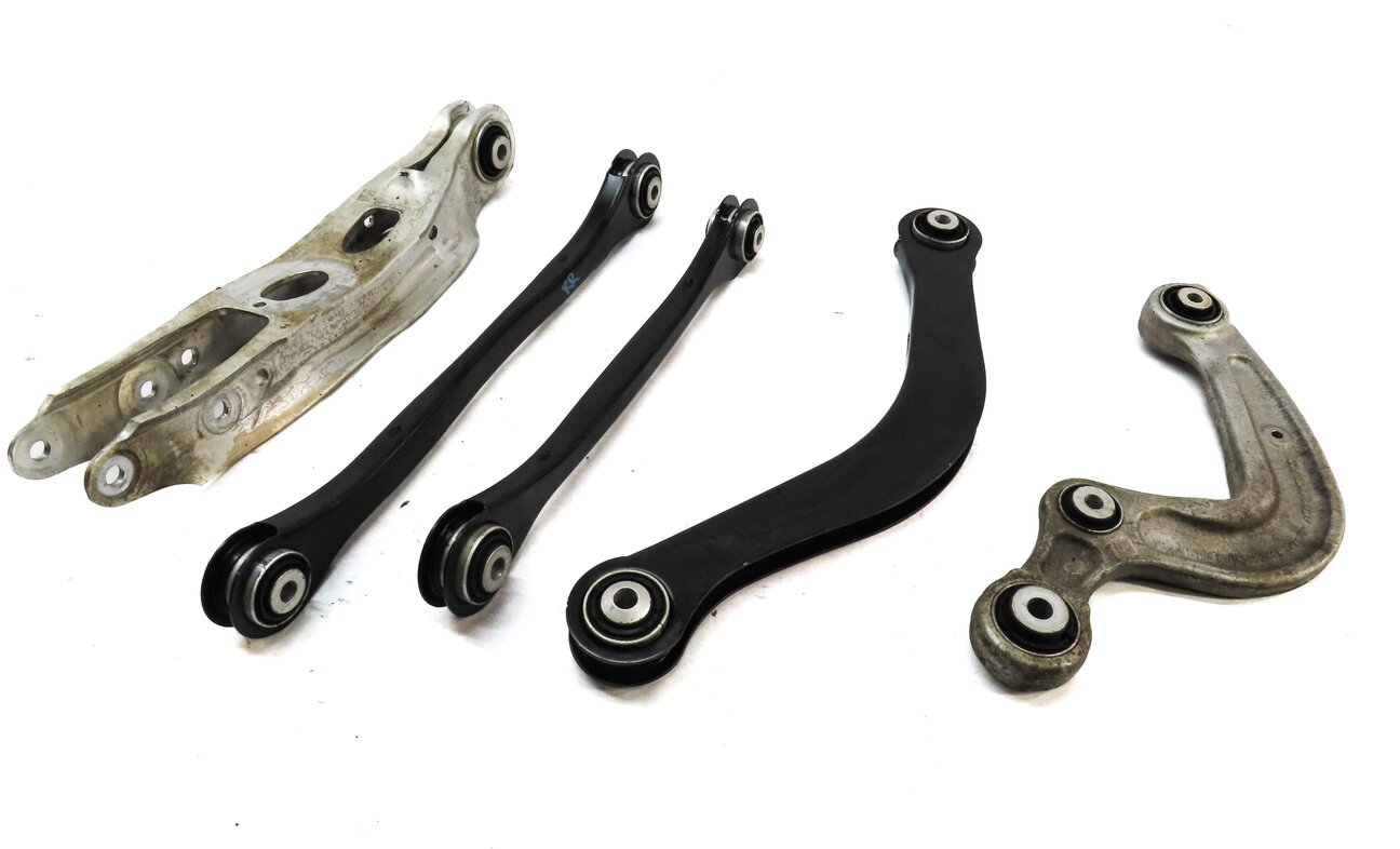 Thumbnail 3: 2017-2019 AUDI A4 ALLROAD B9 8W RIGHT PASSENGER REAR UPPER LOWER CONTROL ARM SET
