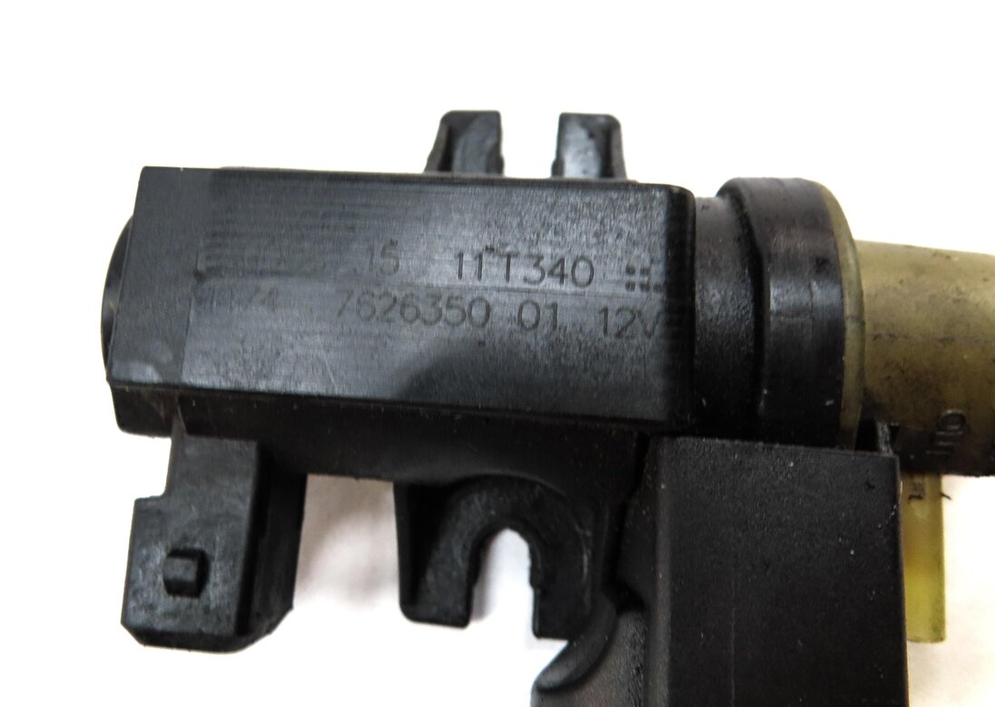 Thumbnail 5: 2012 BMW X5 (E70) 4.4L TWIN TURBO N63 ENGINE BOOST CONTROL SOLENOID 11747626350