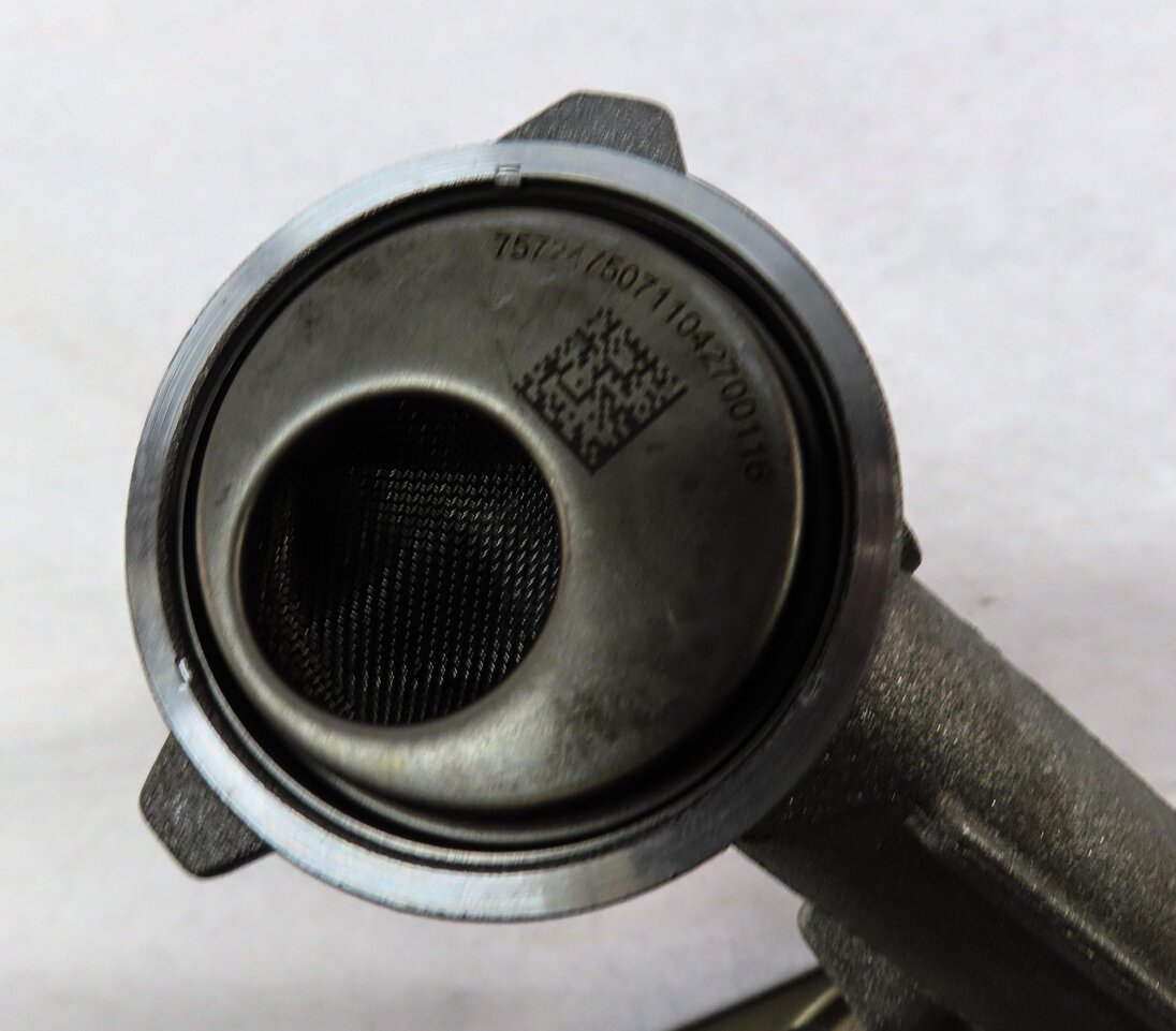 Thumbnail 9: 2012 BMW X5 (E70) 4.4L TWIN TURBO N63 ENGINE OIL PUMP w/ PICKUP TUBE ON 7612772