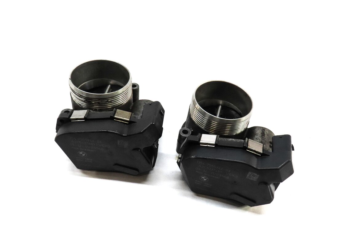 Thumbnail 1: 08-18 BMW 5 7 X5 X6 X5M X6M (F01 F10 F12 F15 F16) 4.4L N63 S63 THROTTLE BODY SET