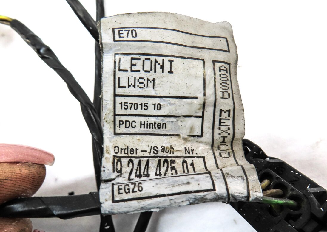 Thumbnail 4: 2012 BMW X5 (E70) REAR PARK ASSIST PDC SENSOR SET4 (BLACK) w/ WIRING HARNESS