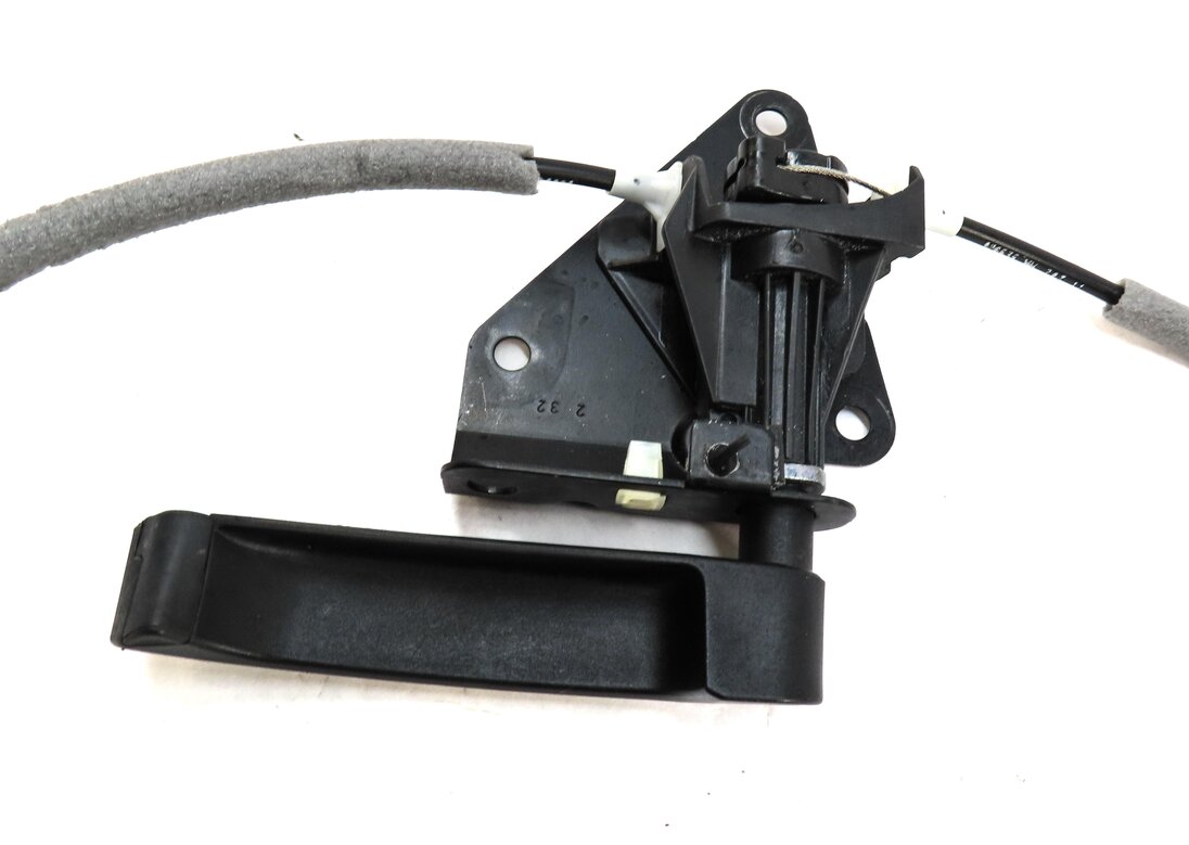 Thumbnail 3: 2012 BMW X5 (E70) REAR TAILGATE TRUNK LOWER LEFT & RIGHT LOCK LATCH SET w/ CABLE