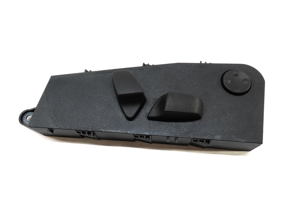 Thumbnail 3: 2012 BMW X5 E70 FRONT RIGHT PASSENGER SEAT ADJUST ADJUSTMENT SWITCH BUTTON BLACK