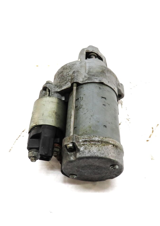 Thumbnail 3: 09-14 BMW 550i 650i 750i B7 X5 X6 (F10 F01 E70 E71) 4.4 TWIN TURBO STARTER MOTOR