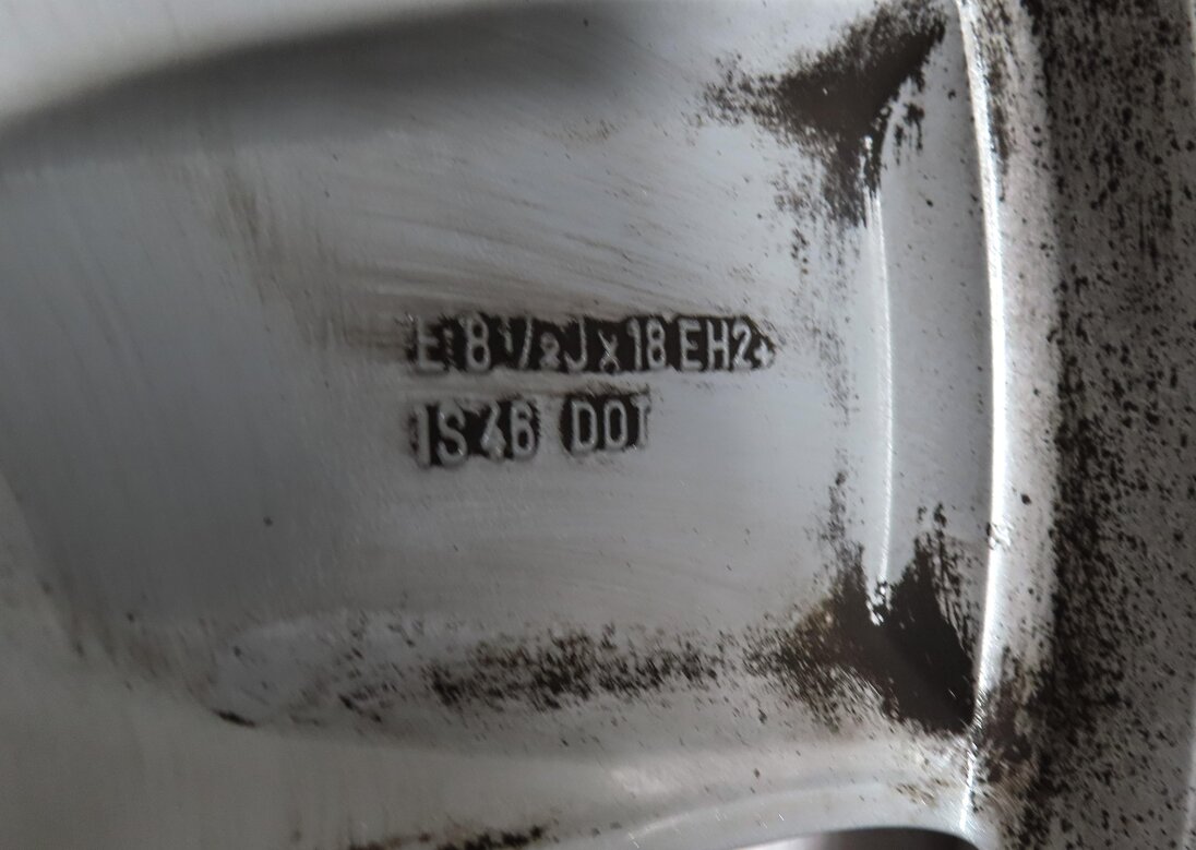 Thumbnail 14: 2007-2013 BMW X5 (E70) 18x8.5 ALUMINUM ALLOY 5-SPOKE WHEEL RIM