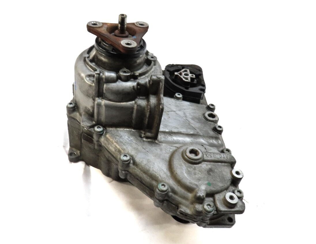 Thumbnail 4: 2011-2012 BMW X5 X6 (E70 E71) 4.4L TWIN TURBO V8 - ATC 450 FRONT TRANSFER CASE