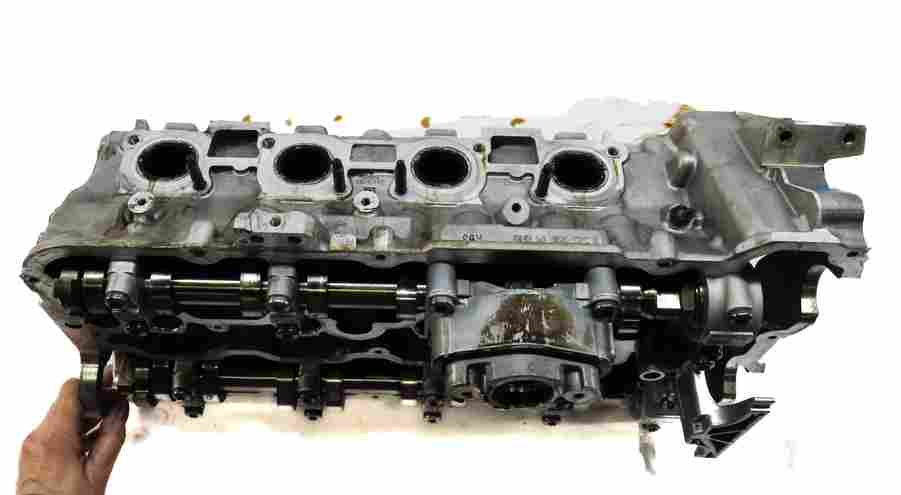 Thumbnail 6: 08-14 BMW 550i 750i X5 X6 (F01 E70 F10 E71) 4.4L N63 TURBO RIGHT CYLINDER HEAD