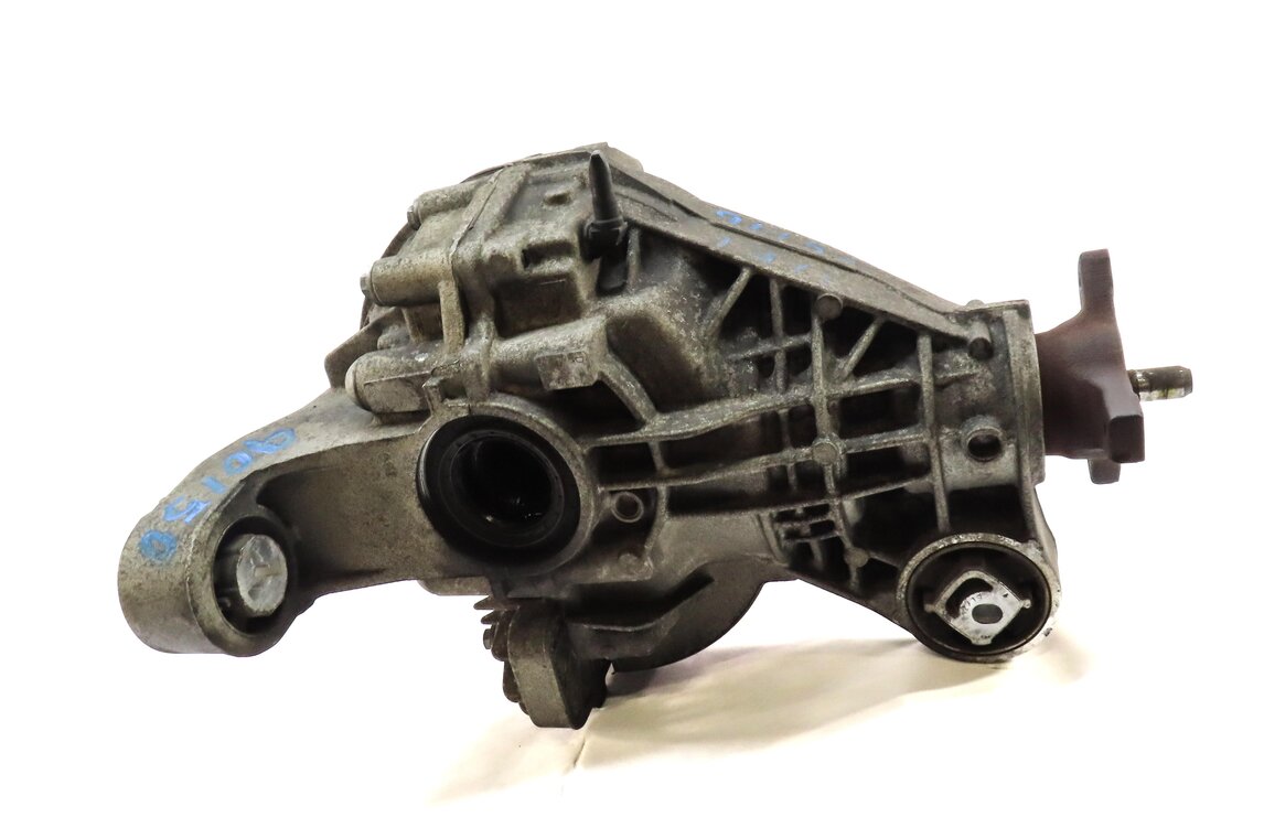 Thumbnail 2: 2010-2016 PORSCHE PANAMERA (970 G1) 4.8L TURBO AWD REAR DIFFERENTIAL CARRIER
