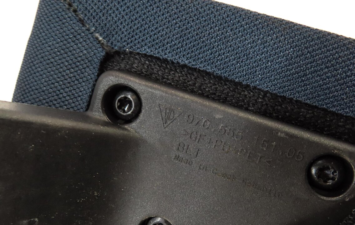 Thumbnail 6: 2010 PORSCHE PANAMERA (970 G1) REAR HATCH TRUNK CARGO COVER SHELF (BLUE)