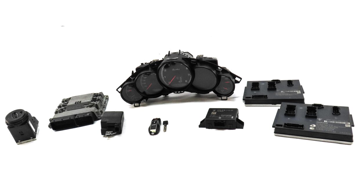 Thumbnail 4: 2010 PORSCHE PANAMERA (970 G1) 4.8L M48 TURBO ENGINE ECM BCM BODY MODULE KEY SET