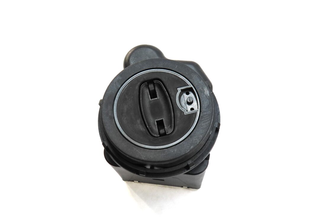 Thumbnail 7: 2010 PORSCHE PANAMERA (970 G1) 4.8L M48 TURBO ENGINE ECM BCM BODY MODULE KEY SET