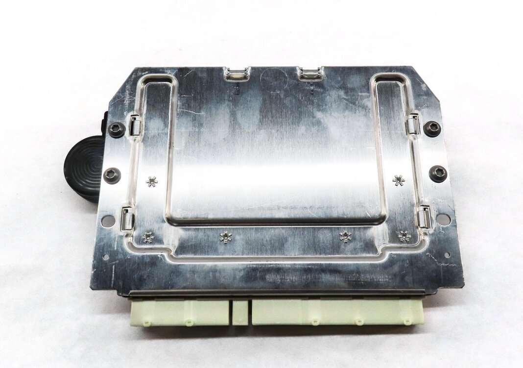 Thumbnail 3: 2010 PORSCHE PANAMERA (970) EDC VDC ACTIVE DAMPING AIR SUSPENSION CONTROL MODULE