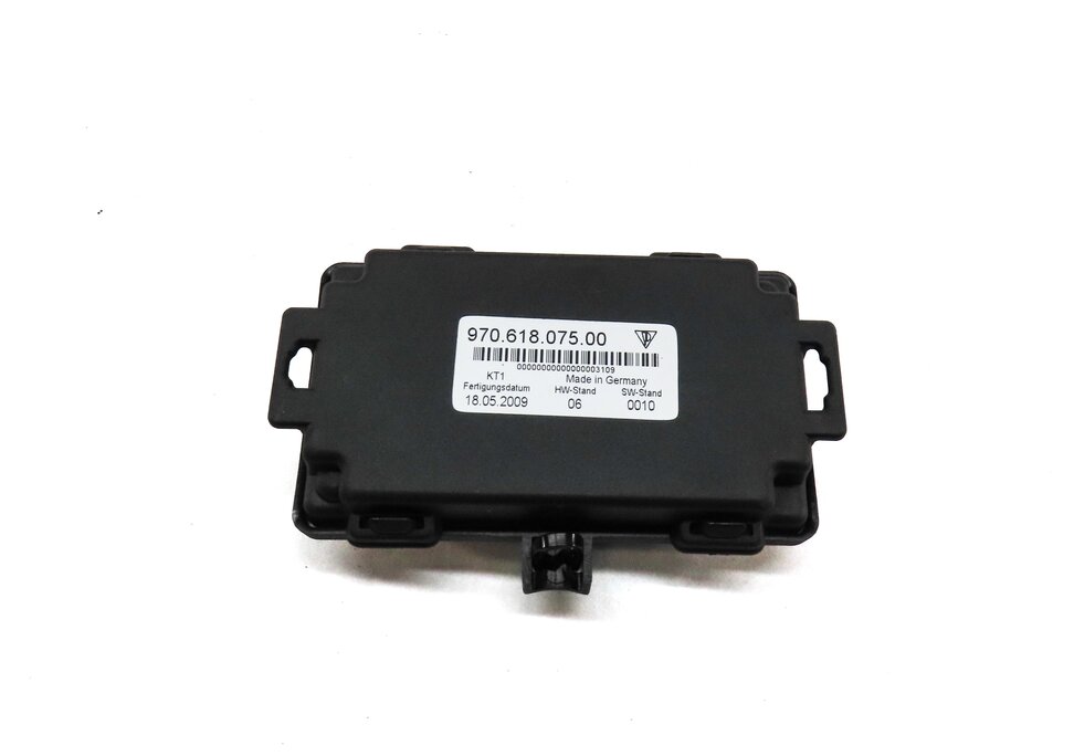 Thumbnail 2: 2010 PORSCHE PANAMERA (970 G1) POWER DISTRIBUTION BODY CONTROL MODULE