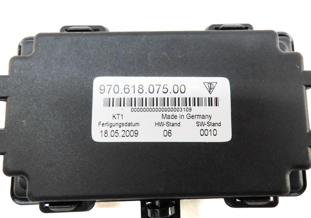 Thumbnail 3: 2010 PORSCHE PANAMERA (970 G1) POWER DISTRIBUTION BODY CONTROL MODULE