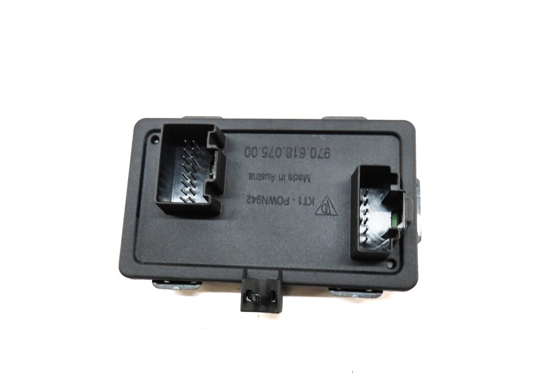 Thumbnail 4: 2010 PORSCHE PANAMERA (970 G1) POWER DISTRIBUTION BODY CONTROL MODULE