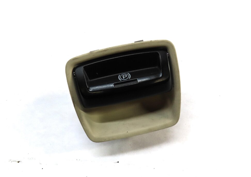 2010 PORSCHE PANAMERA (970 G1) EMERGENCY PARKING BRAKE SWITCH BUTTON (BEIGE)