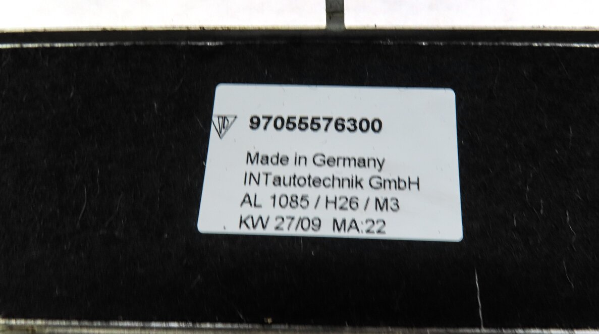 Thumbnail 8: 2010 PORSCHE PANAMERA (970 G1) TURBO FRONT & REAR DOOR SILL SCUFF PANEL TRIM SET