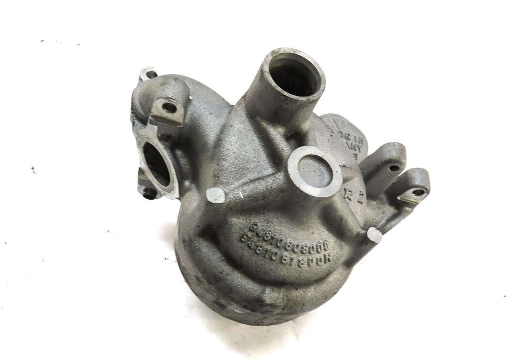 Thumbnail 2: 2010 PORSCHE PANAMERA (970 G1) 4.8L M48 TURBO ENGINE THERMOSTAT HOUSING