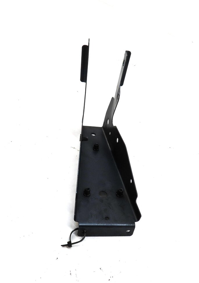 Thumbnail 2: 2010 PORSCHE PANAMERA (970 G1) FRONT LEFT DRIVER FENDER MOUNT BRACKET (BLUE)
