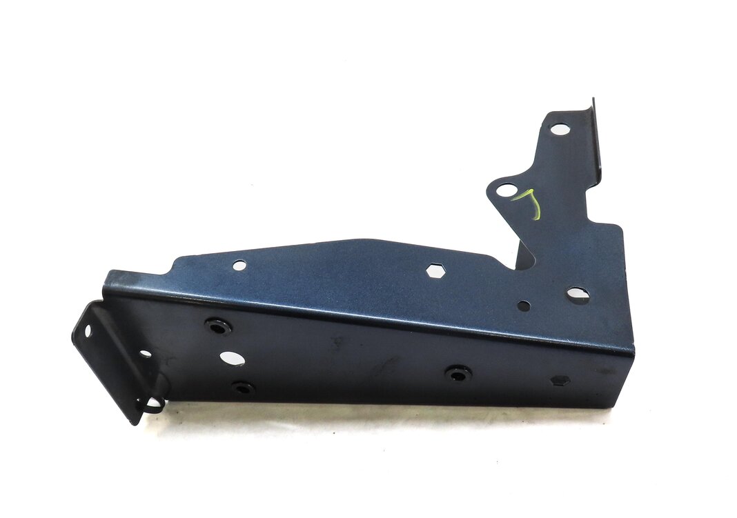 Thumbnail 4: 2010 PORSCHE PANAMERA (970 G1) FRONT LEFT DRIVER FENDER MOUNT BRACKET (BLUE)