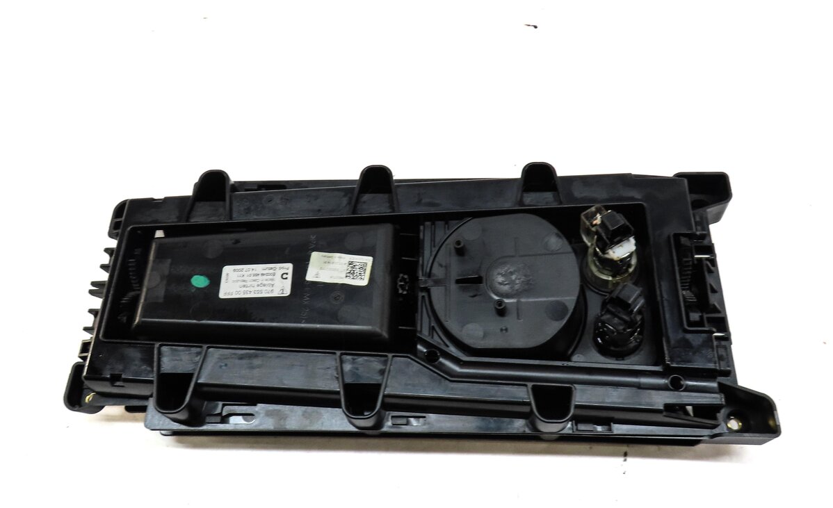 Thumbnail 4: 10-16 PORSCHE PANAMERA (970 G1) FRONT CENTER CONSOLE COMPARTMENT (BIRCH WOOD)