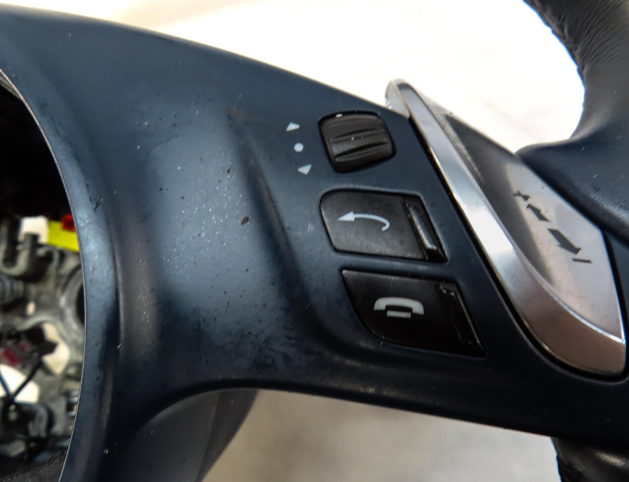 Thumbnail 7: 2010-2013 PORSCHE PANAMERA (970 G1) 3-SPOKE HEATED STEERING WHEEL (BLUE)