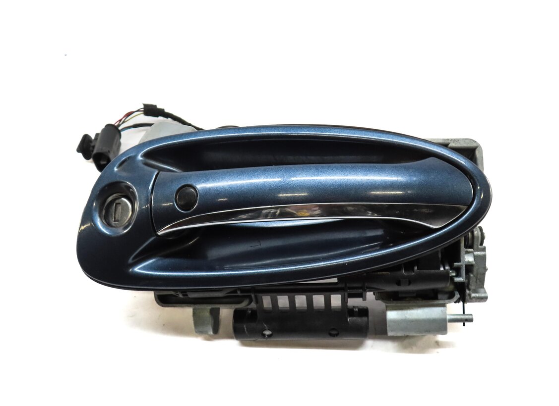 Thumbnail 2: 2010-2016 PORSCHE PANAMERA (970 G1) FRONT LEFT DRIVER KEYLESS DOOR HANDLE (BLUE)
