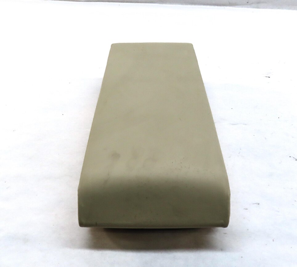 Thumbnail 2: 2010-2016 PORSCHE PANEMERA (970 G1) REAR CENTER CONSOLE ARMREST (CREAM LEATHER)