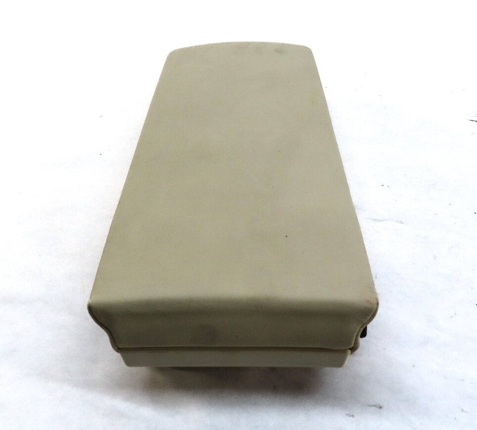 Thumbnail 4: 2010-2016 PORSCHE PANEMERA (970 G1) REAR CENTER CONSOLE ARMREST (CREAM LEATHER)