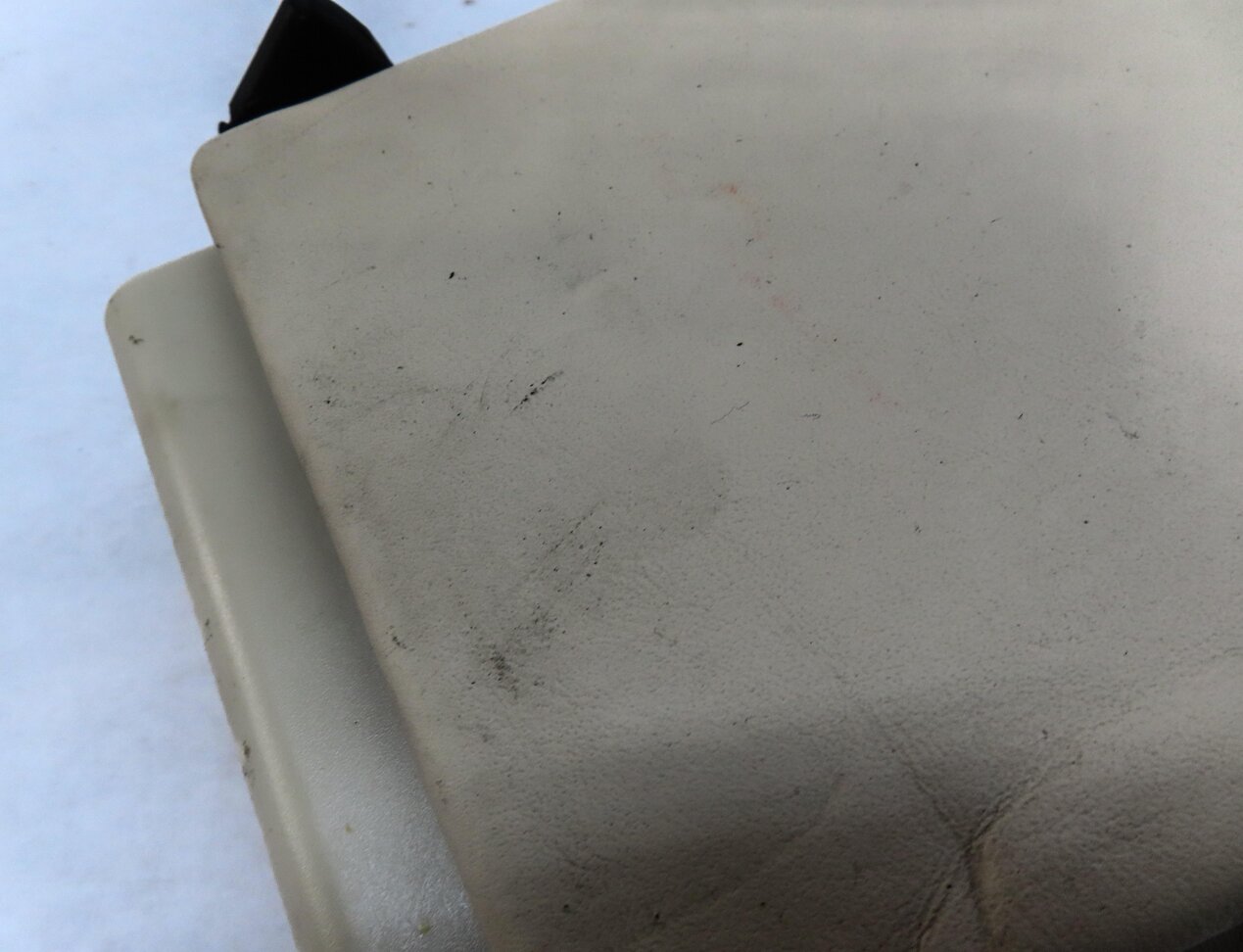 Thumbnail 7: 2010-2016 PORSCHE PANEMERA (970 G1) REAR CENTER CONSOLE ARMREST (CREAM LEATHER)