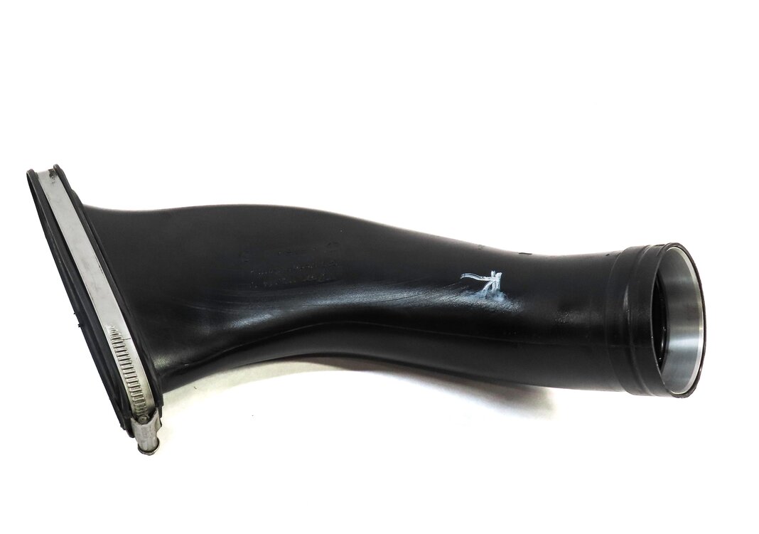 Thumbnail 3: 2010 PORSCHE PANAMERA (970 G1) 4.8L M48 TURBO RIGHT AIR INTAKE DUCT PIPE