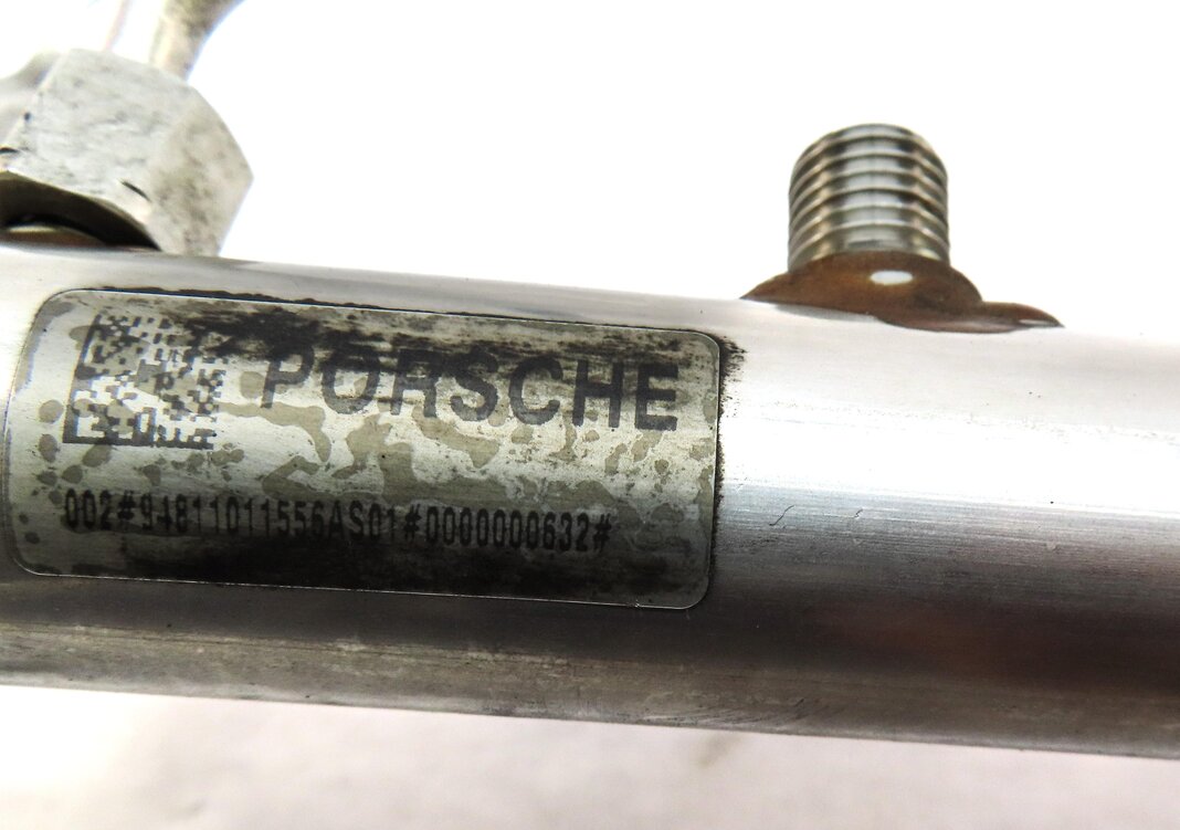 Thumbnail 6: 2010 PORSCHE PANAMERA (970 G1) 4.8L M48 TURBO ENGINE FUEL RAIL INJECTOR RAIL
