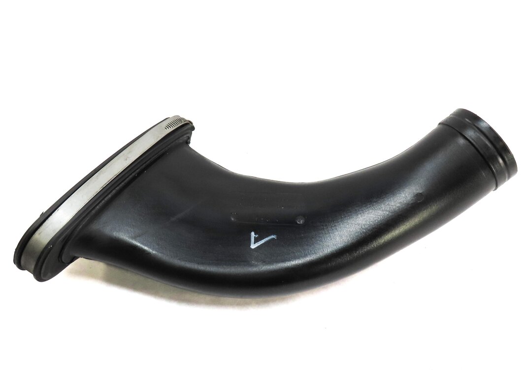 Thumbnail 2: 2010 PORSCHE PANAMERA (970 G1) 4.8L M48 TURBO ENGINE LEFT AIR INTAKE DUCT
