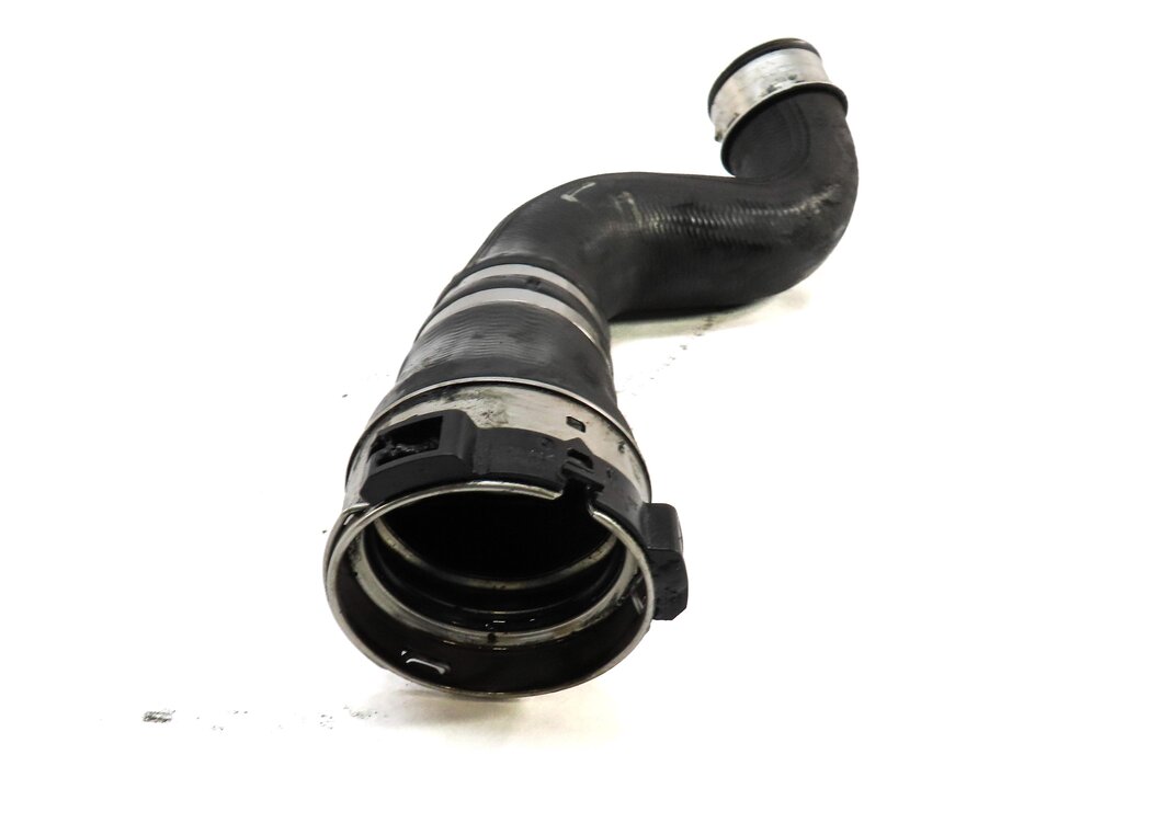Thumbnail 5: 2010 PORSCHE PANAMERA (970 G1) 4.8L M48 ENGINE LEFT TURBO PRESSURE PIPE HOSE