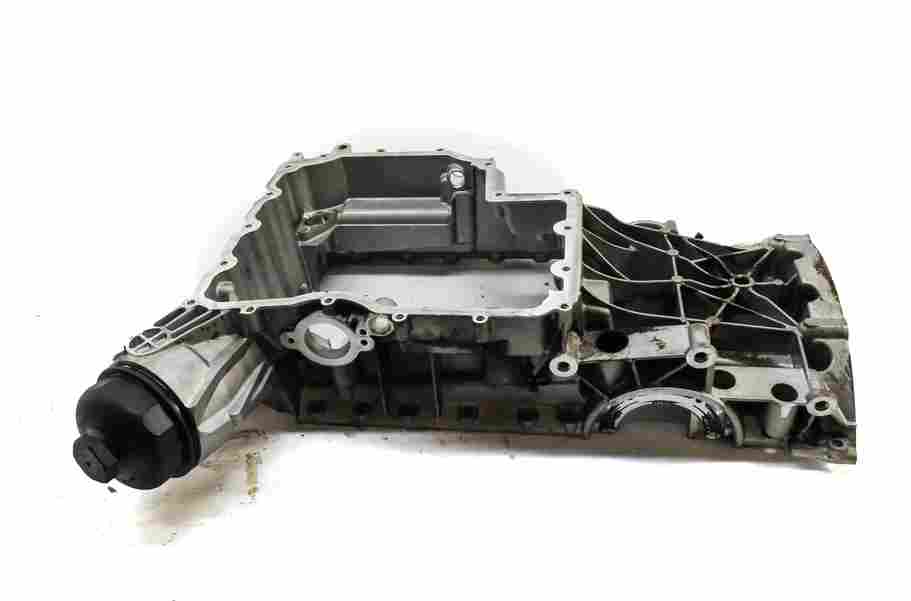 Thumbnail 2: 2010-2016 PORSCHE PANAMERA (970 G1) AWD - 4.8L V8 ENGINE UPPER OIL PAN CRADLE