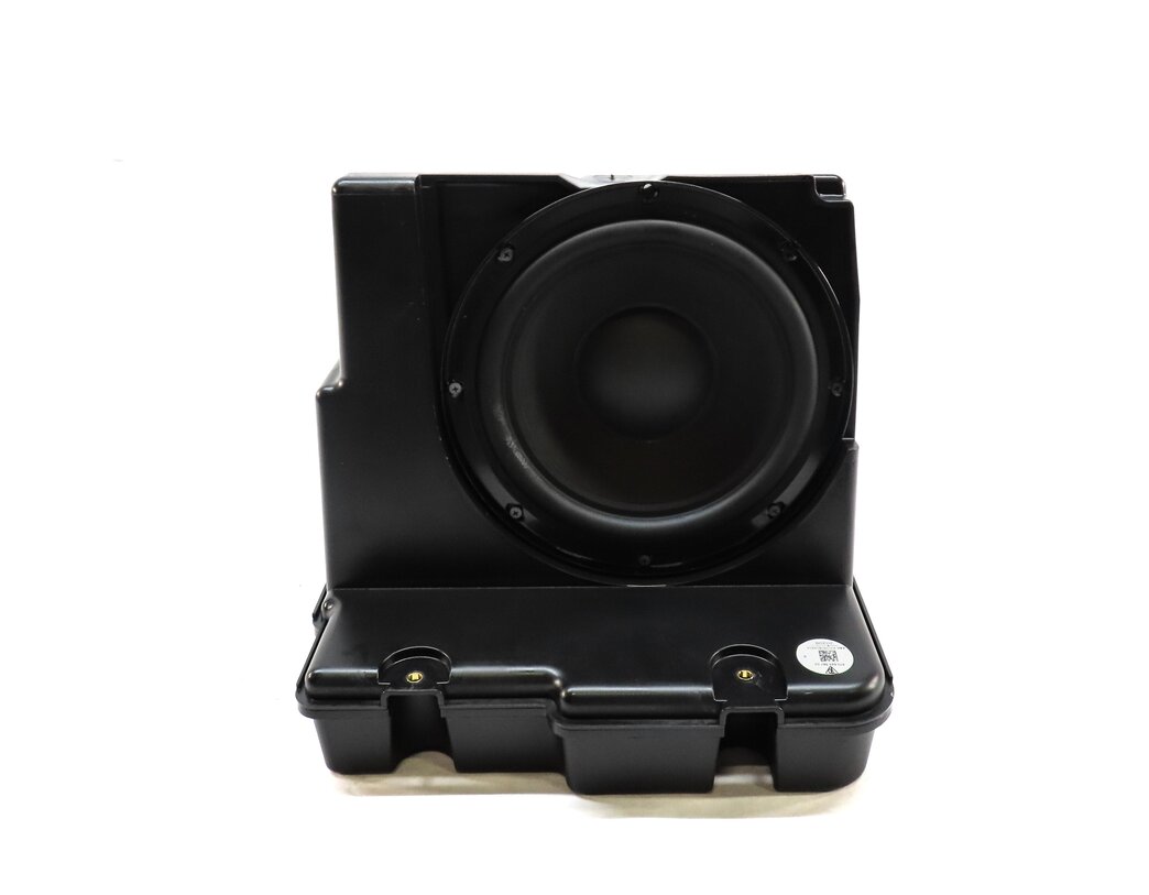 Thumbnail 3: 2010 PORSCHE PANAMERA (970 G1) BURMESTER AUDIO SUB SUBWOOFER SPEAKER w/ BOX