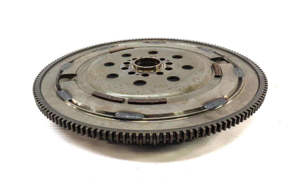 Thumbnail 5: 2010-2016 PORSCHE PANAMERA (970 G1) A/T - 4.8L V8 ENGINE FLYWHEEL FLEX PLATE